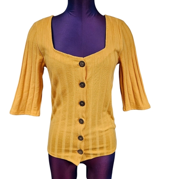 Free People Central Park Ribbed Button Down Top Gold Size Large Women's T25 - Picture 8 of 8